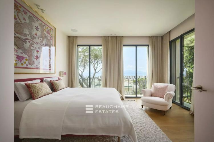 EXCLUSIVITE  - Villa néo provençale rénovée avec vue mer panoramique - Cannes