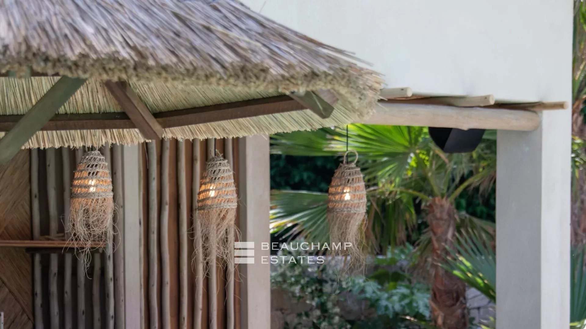 Villa luxueuse esprit balinaise située à Ramatuelle à quelques minutes des plages de Pampelonne