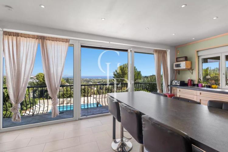 Antibes – Villa avec superbe vue mer