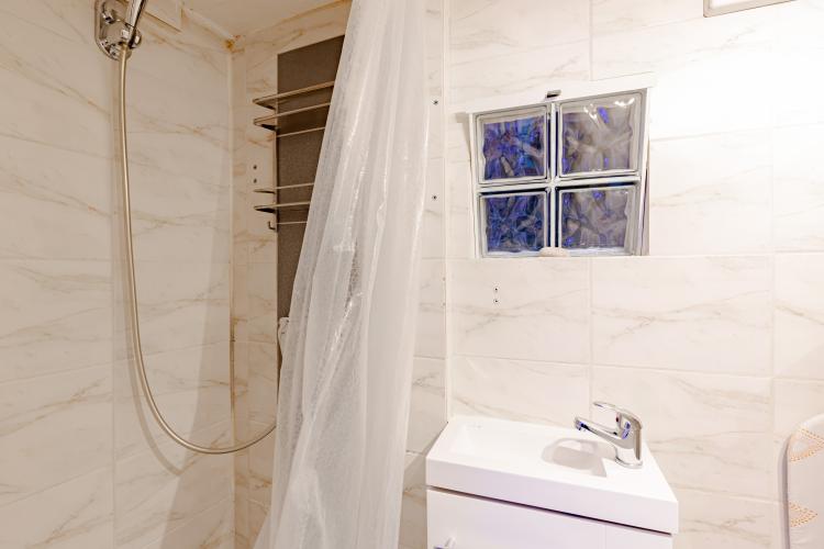 STUDIO - PIED A TERRE IDEAL