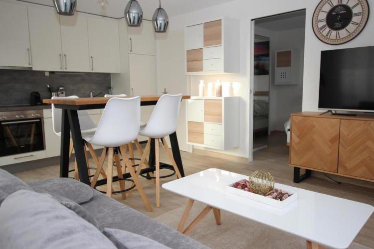 Apartment for rent, Route de Thonon 256 et Route de Bellebouche 1 (Corsier, CH)