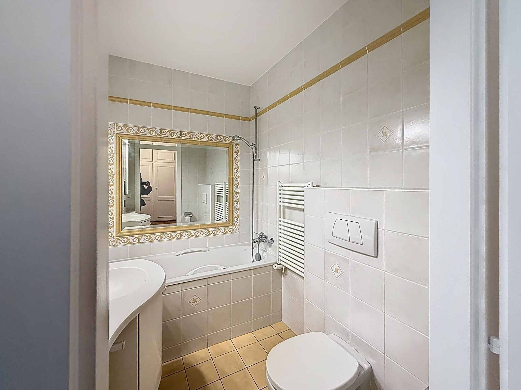 Bel appartement rénové au calme, proche du Parc Bertrand