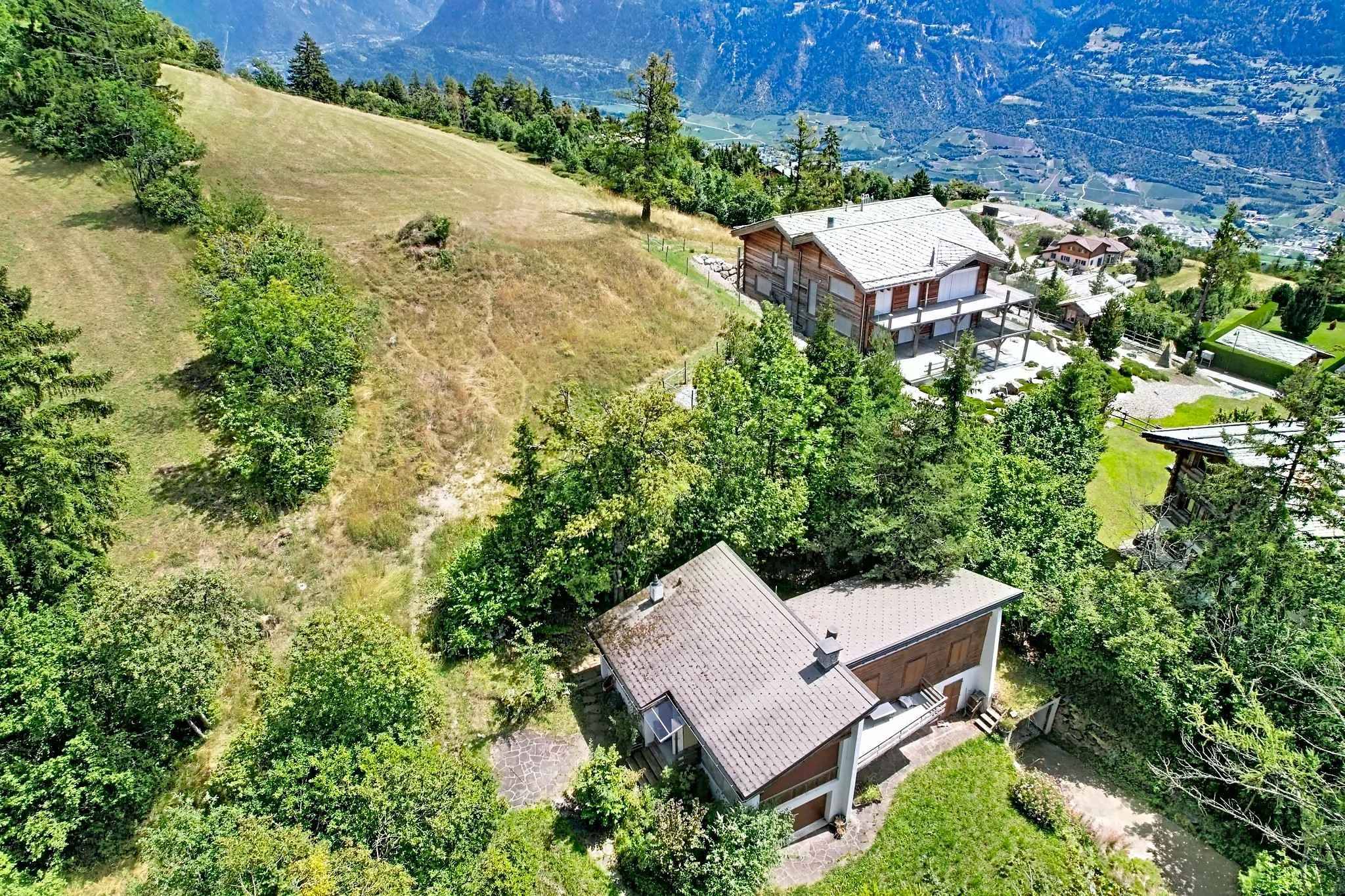 Parcelle d'exception avec permis de construire en force