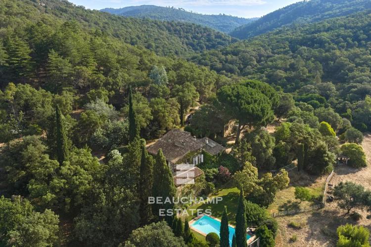 Propriété en pierre 9 chambres avec piscine et vue panoramique - La Garde-Freinet