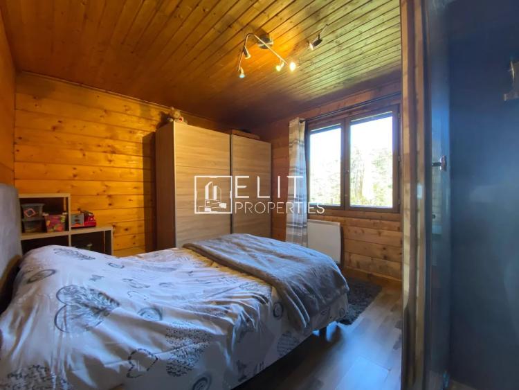 ANDON (06) – Maison en bois 211 m² avec dépendance – Calme absolu