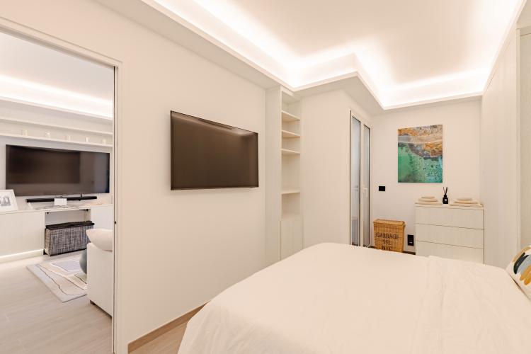 SOMPTUEUX 2 PIÈCES RENOVE & DÉCORÉ AVEC ÉLÉGANCE