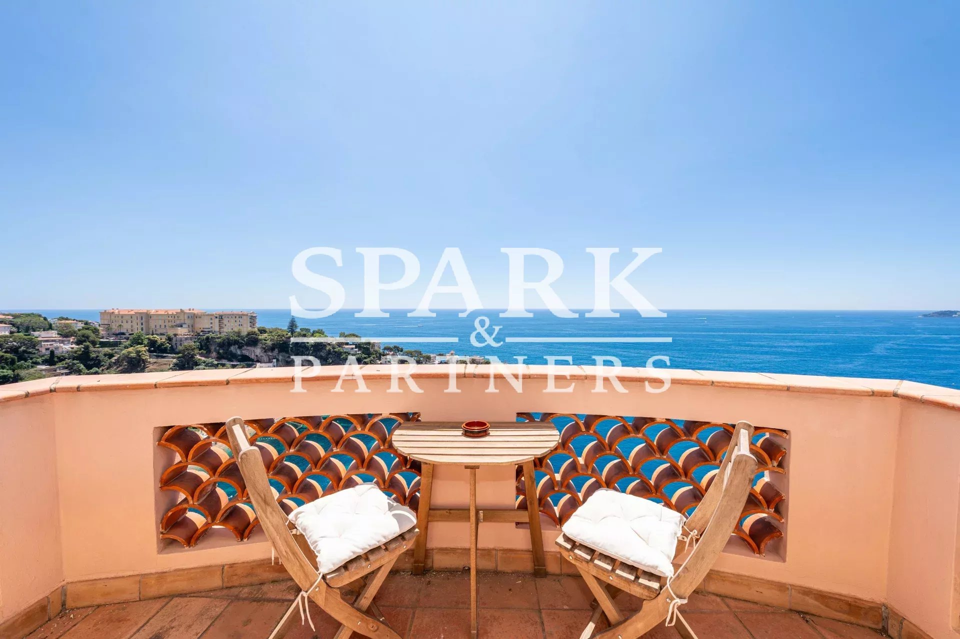 SUBLIME APPARTEMENT 3 PIECES - VUE MER PANORAMIQUE - RÉSIDENCE AVEC PISCINE