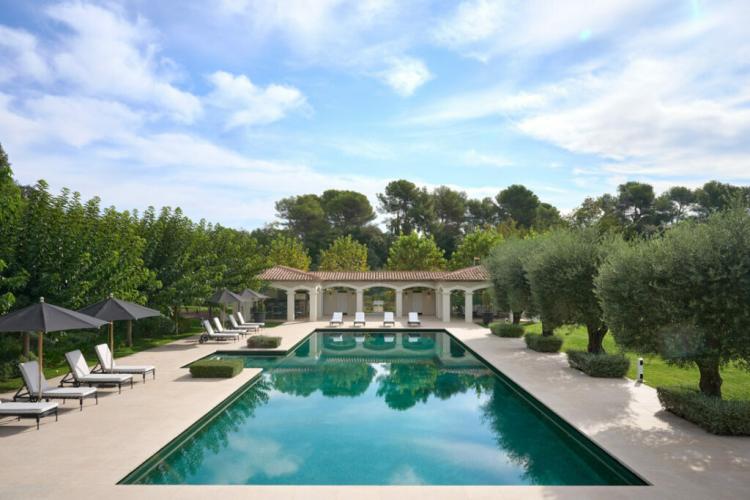 Domaine d’Exception avec Vue Mer, Tennis et Cinéma Privé