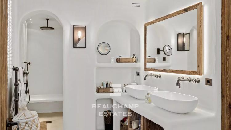Propriété de charme 5 chambres avec piscine à Mougins
