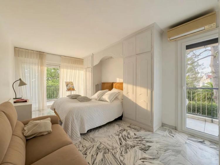 GRAND 3P CANNES OXFORD - TERRASSE D'ANGLE 41 m² SUD - VUE DEGAGEE, DOMINANTE SUR JARDINS
