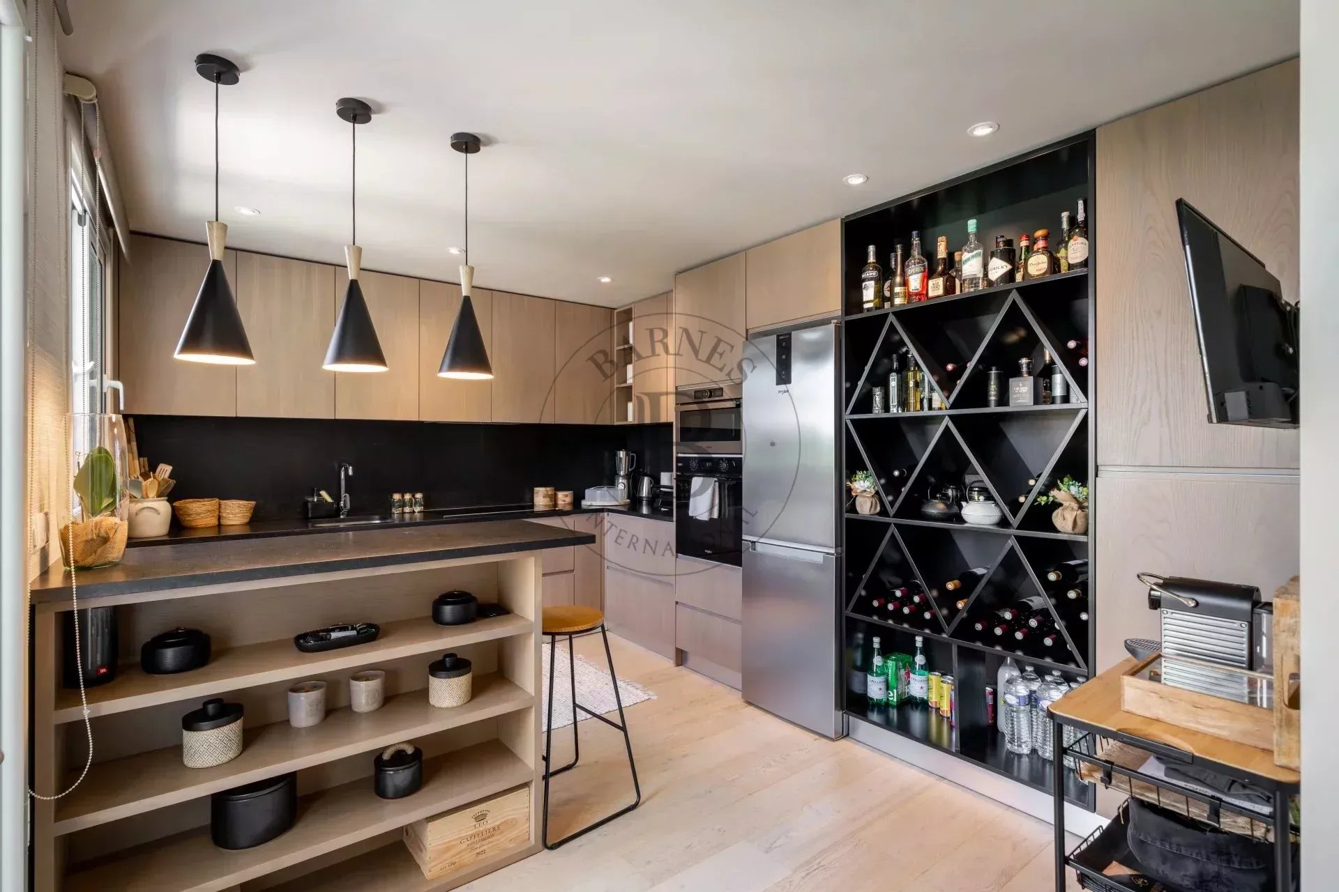 MOUGINS - VILLA RÉNOVÉE - DOMAINE SÉCURISÉ