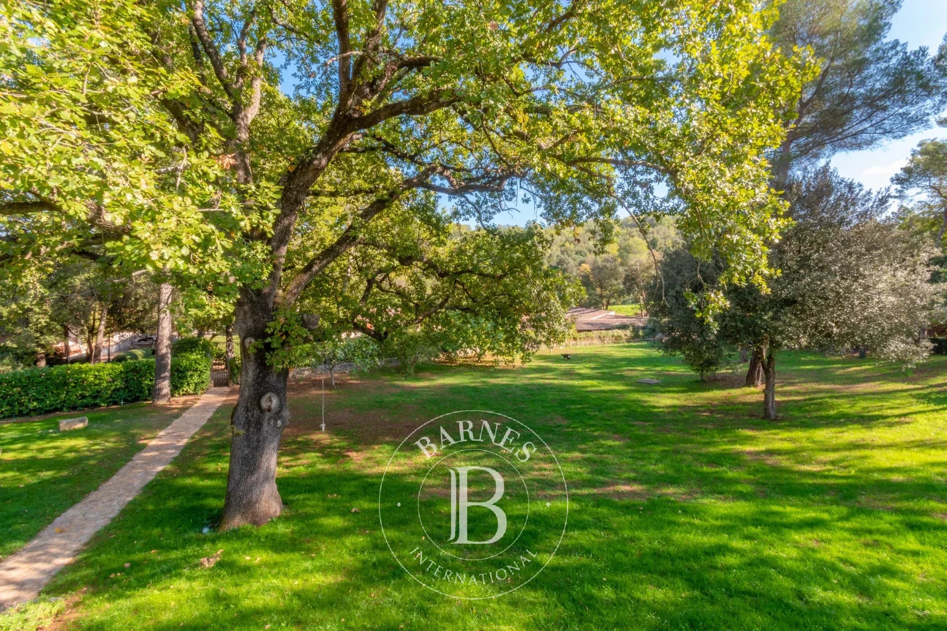 Entre Cannes et Monaco - Unique domaine équestre 23 hectares avec bastide en pierre