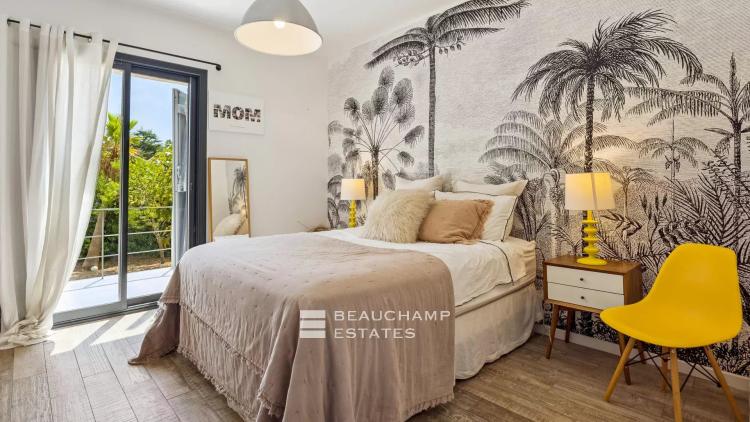 Villa familiale avec dépendance dans un domaine fermé – Tranquillité et espace