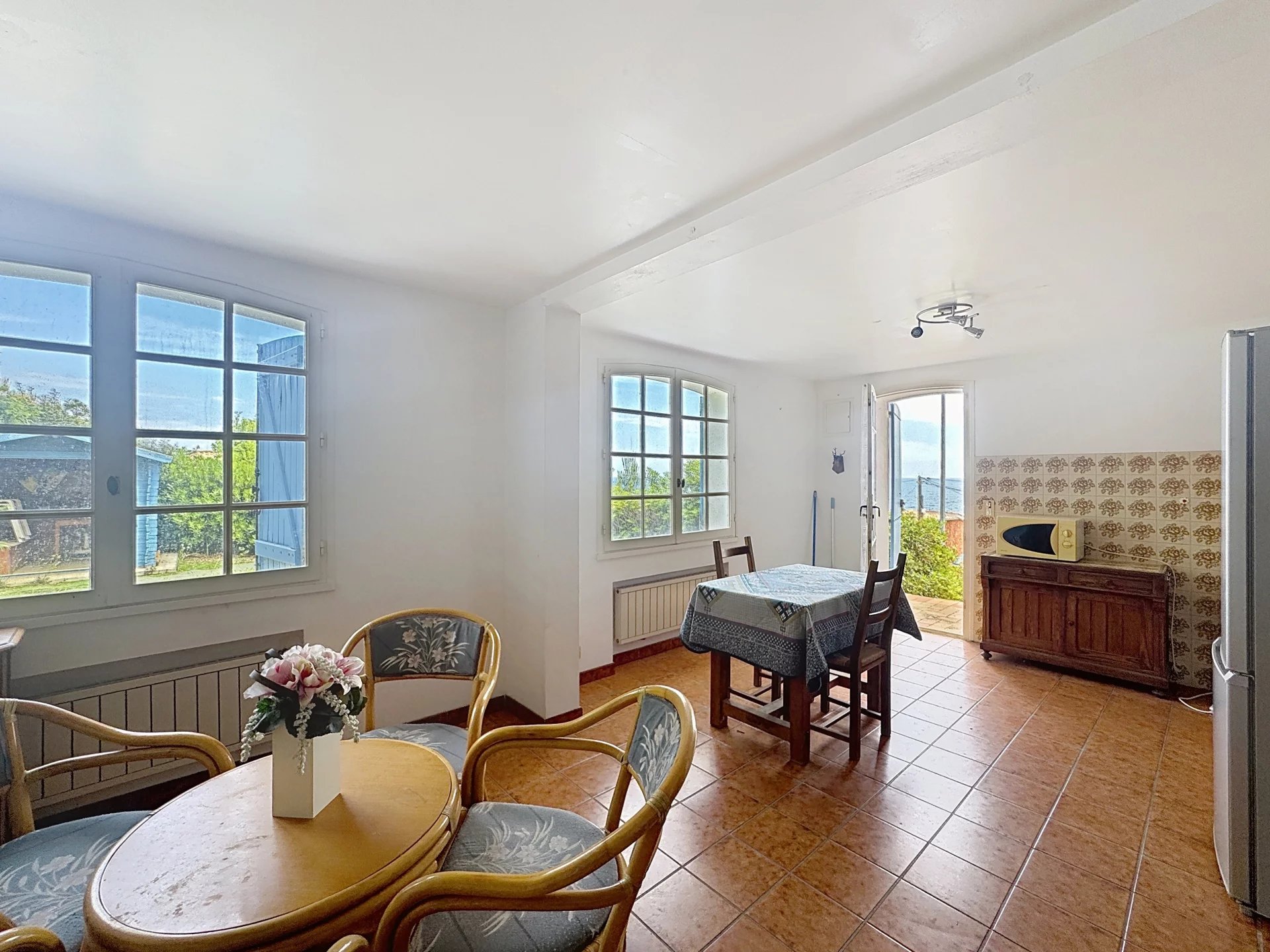MAISON 8 PIECES ANTHEOR A RENOVER - VUE MER PANORAMIQUE - STUDIO INDEPENDANT