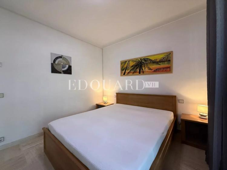 En exclusivité trois pièces face aux plages avec terrasse, splendide vue mer panoramique et garage