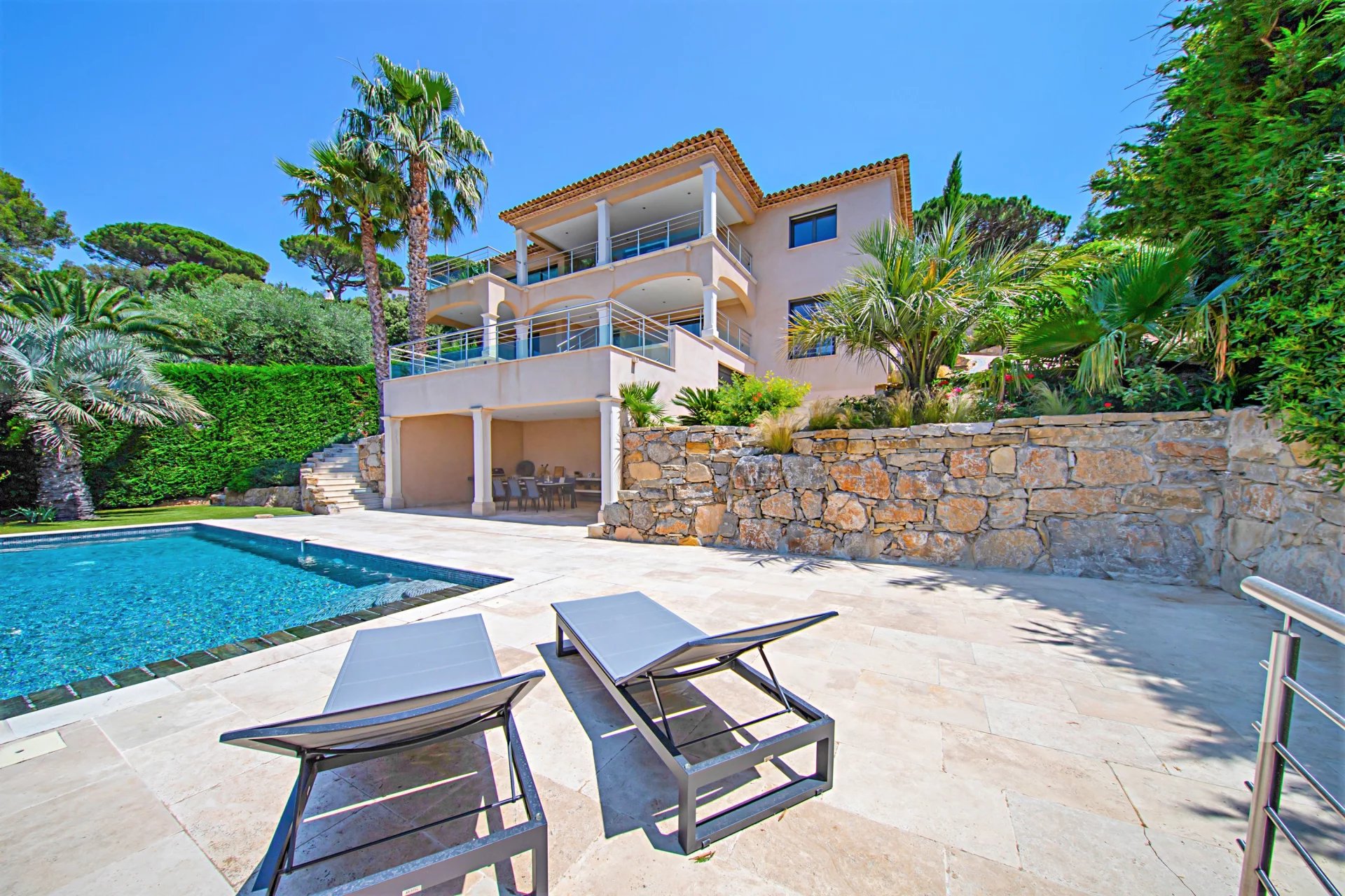 Villa vue mer à vendre au Sémaphore à Sainte-Maxime