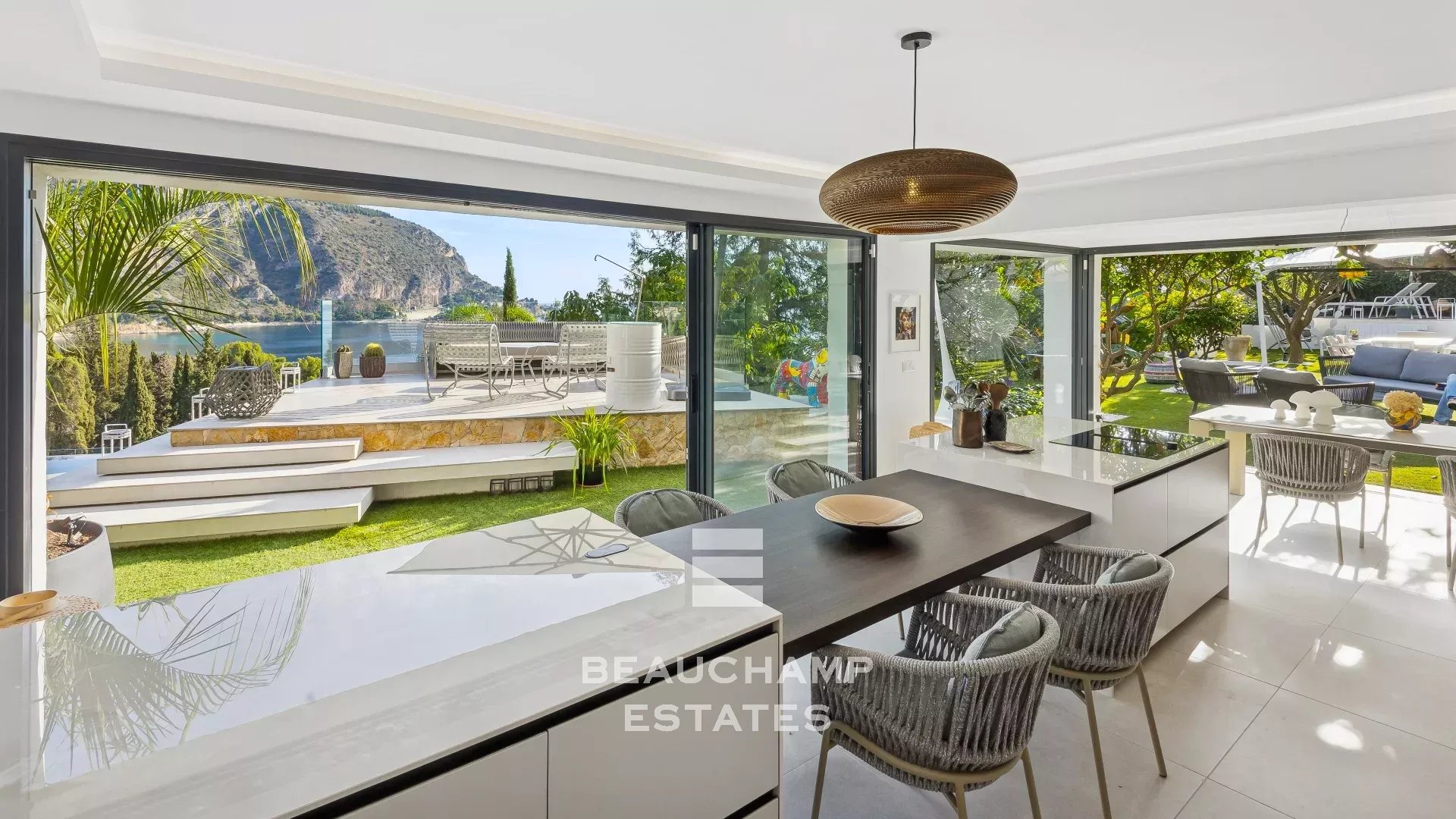 Villa contemporaine 4 chambres avec vue mer panoramique - Èze