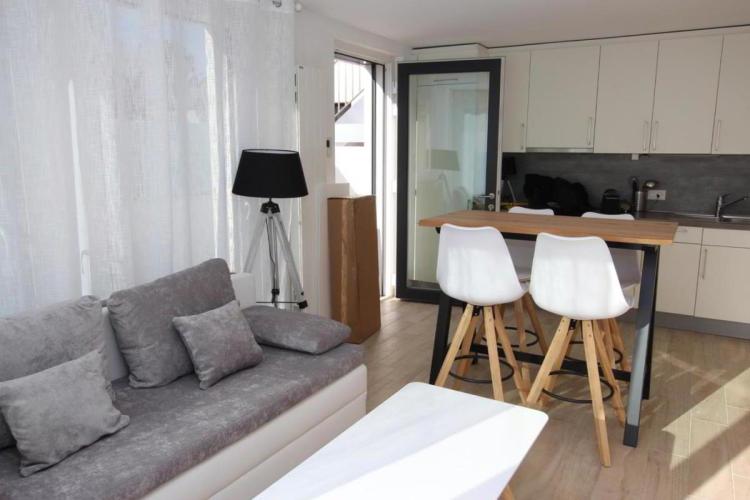 Apartment for rent, Route de Thonon 256 et Route de Bellebouche 1 (Corsier, CH)