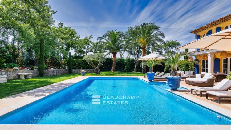 Elégante Bastide provençale de 6 chambres située à pied de la plage et du village