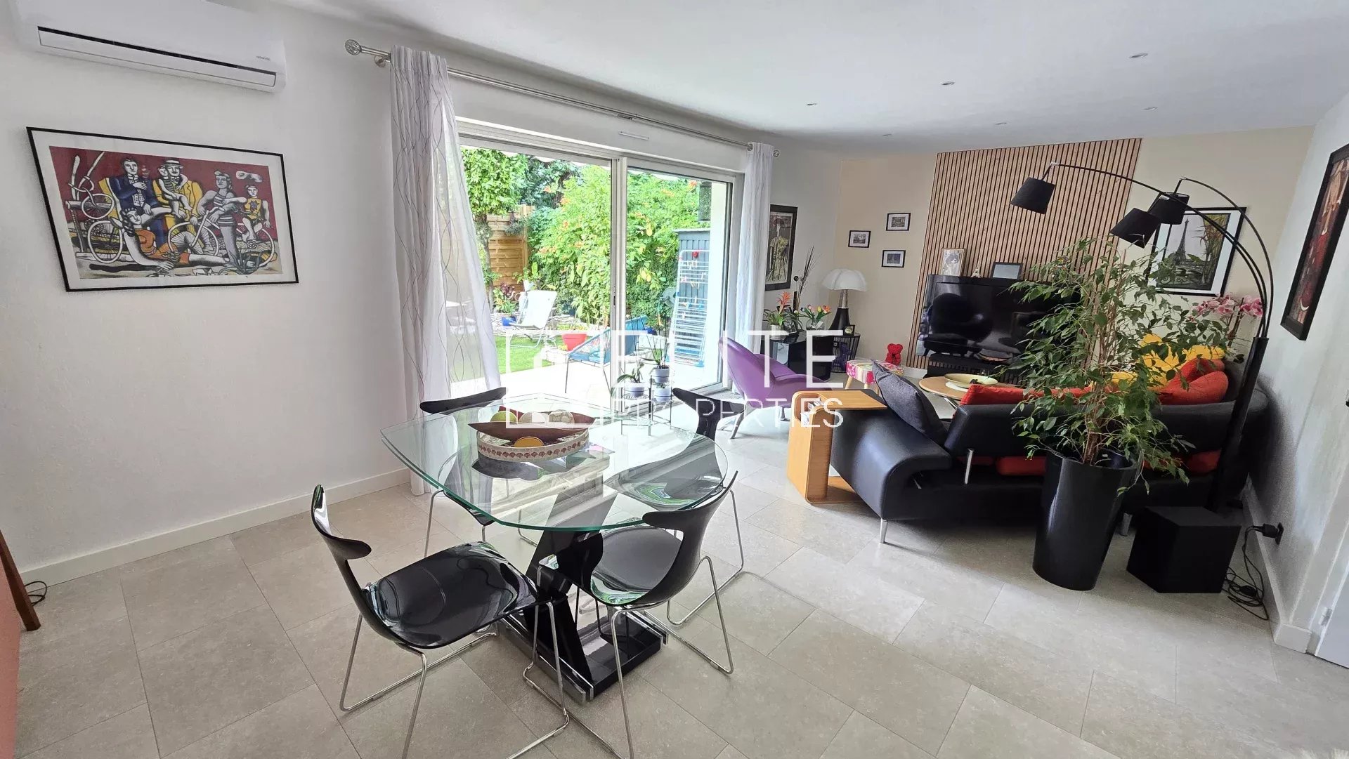 MAISON 6 PIÈCES + GARAGE ET PARKING – LE CANNET