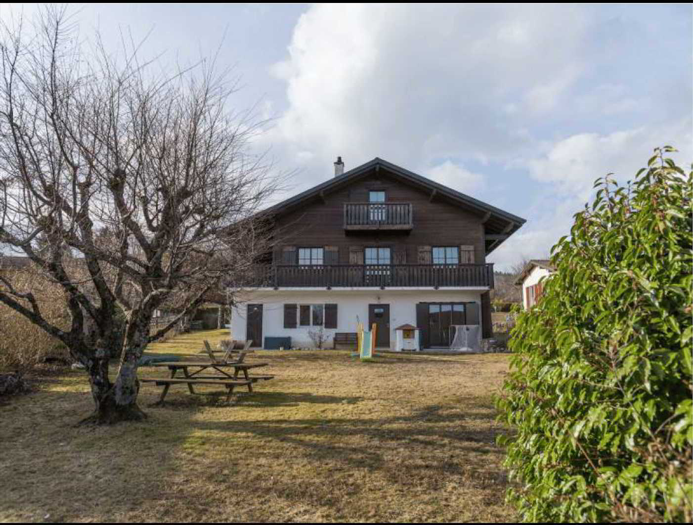 Charmantes Chalet mit 6 Zimmern in Arzier-Le Muids