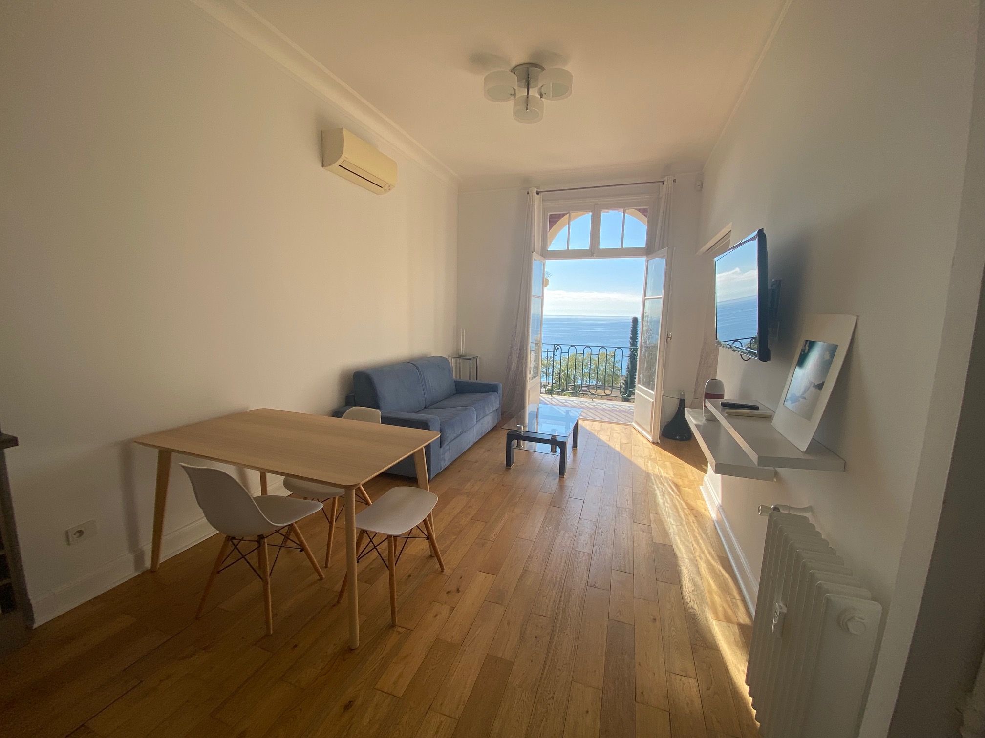 Vue mer & élégance ? Terrasse – Résidence L’Impérial | Menton