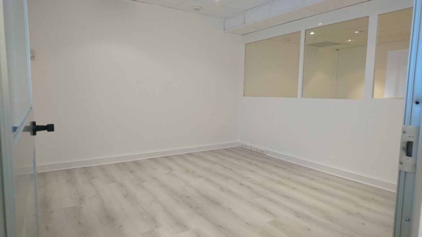 Bureau rénové en plein coeur de Fontvieille