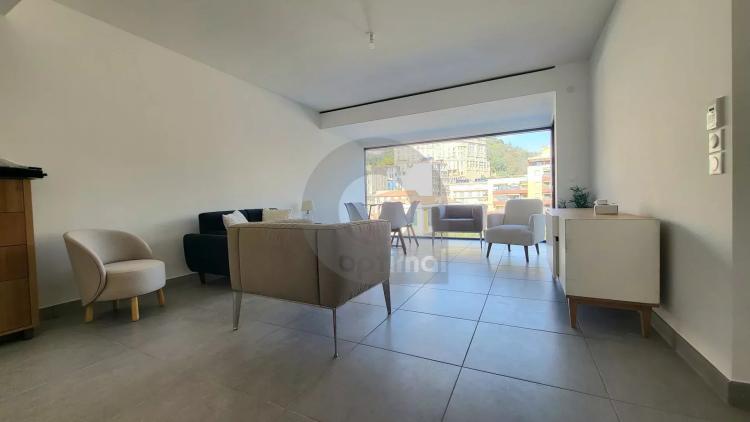 Menton centre - Immeuble neuf - Appartement deux pièces avec terrasse