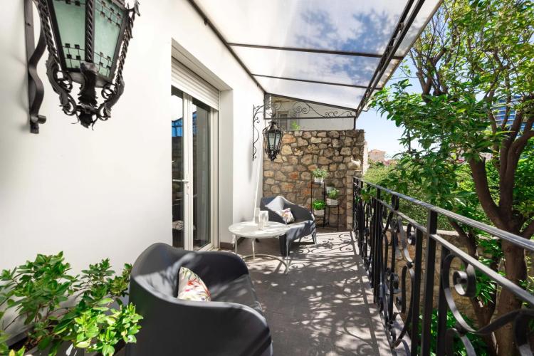 Maison avec adresse et accès Monaco – Beausoleil / frontière immédiate