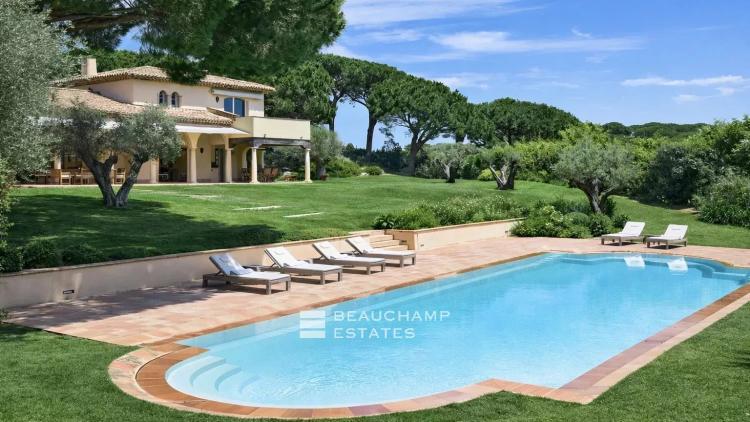 Saint-Tropez , Les Parcs - Propriété de charme à quelques minutes de St Tropez dans un domaine privé