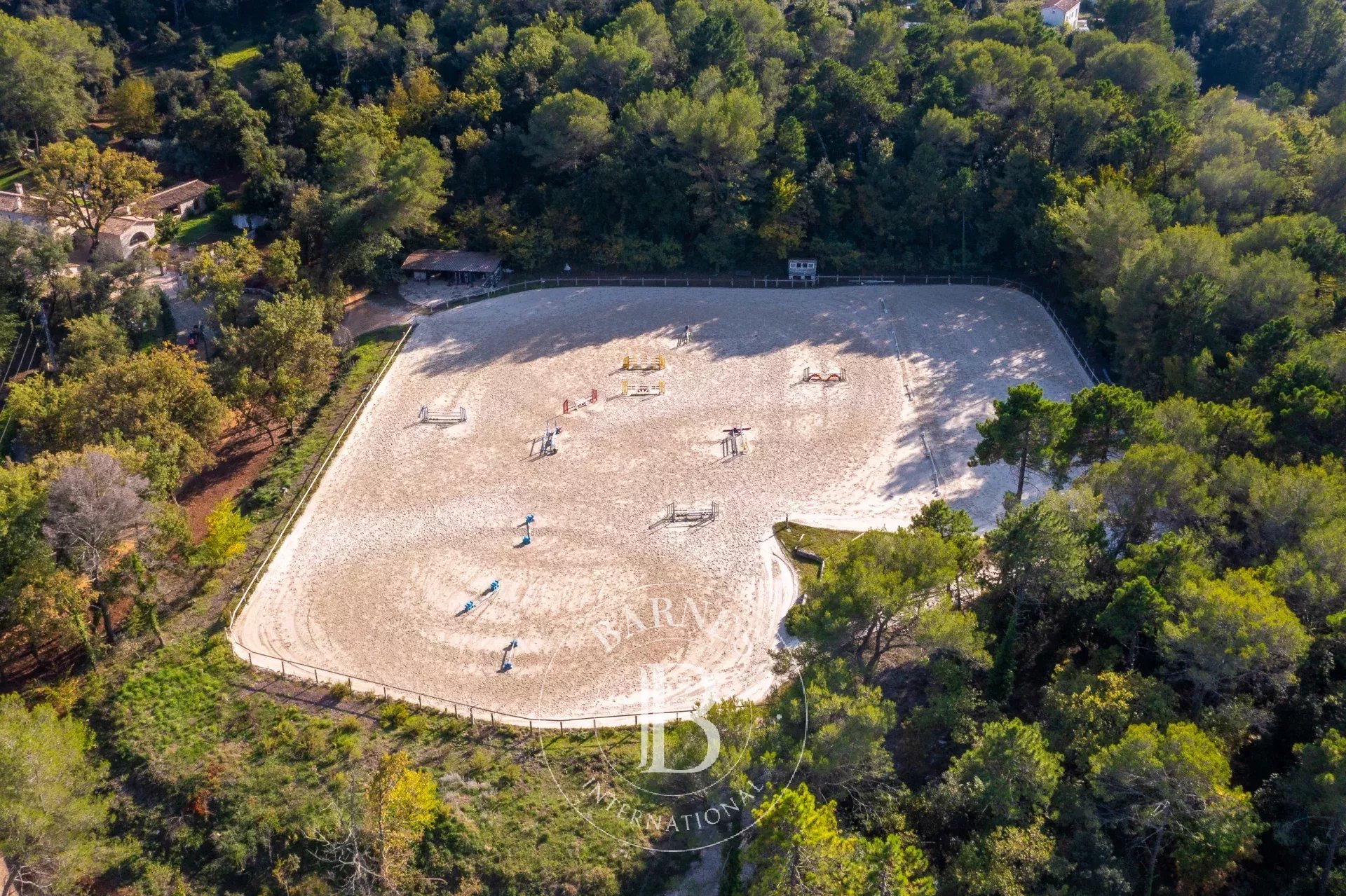 Entre Cannes et Monaco - Unique domaine équestre 23 hectares avec bastide en pierre