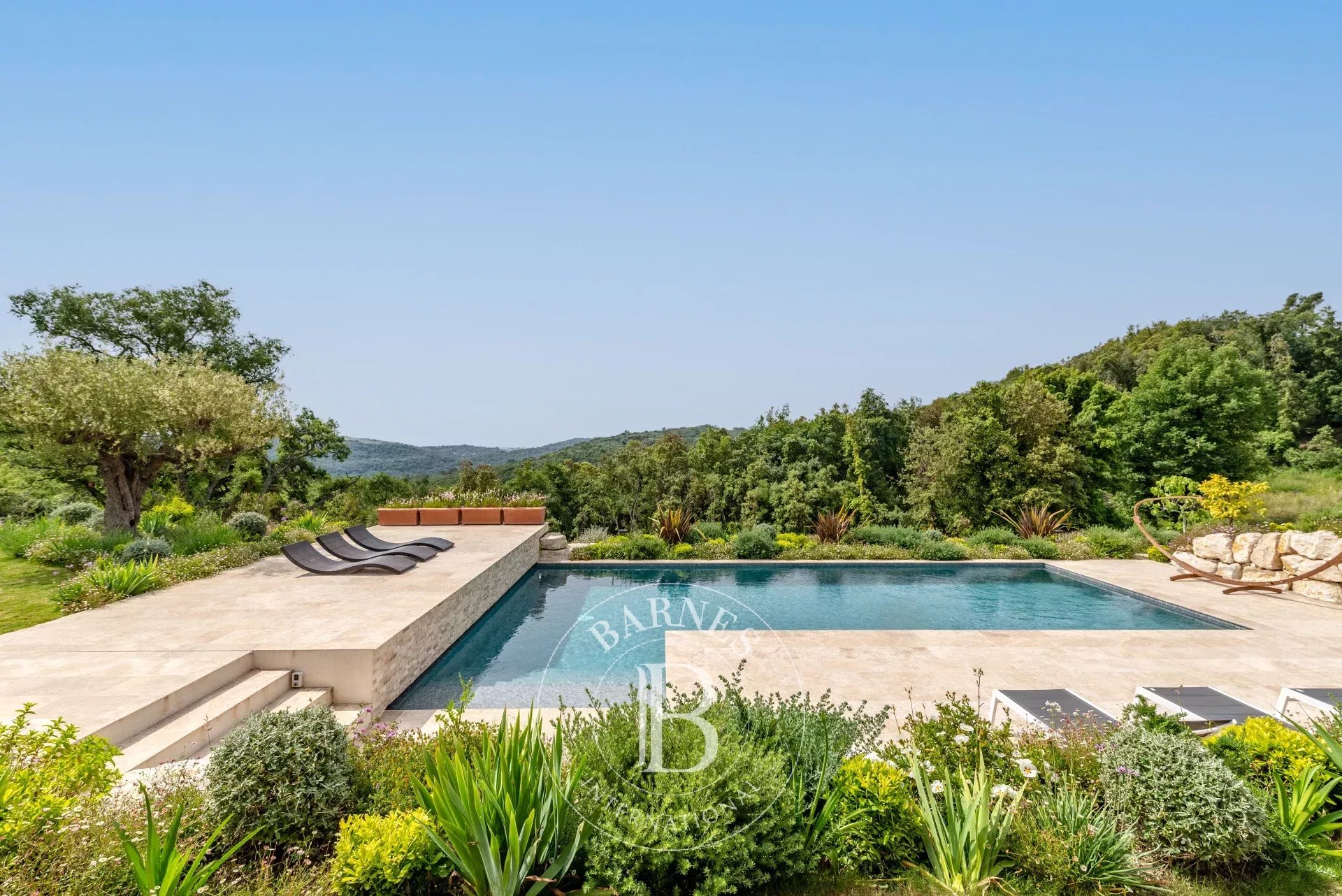 Roquefort-les-Pins - Vue panoramique mer et collines - Magnifique villa familiale neuve