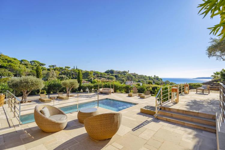Villa vue mer à vendre à Sainte-Maxime