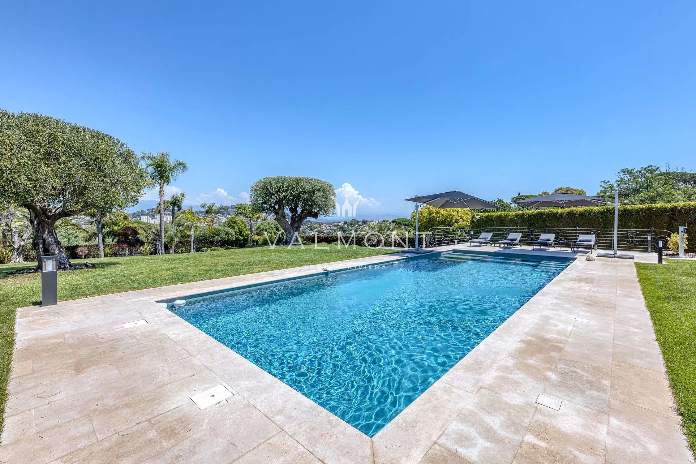 Super Cannes Vallauris renovated villa with panoramic views
