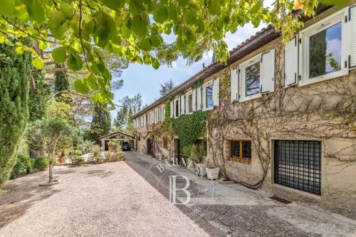 Grasse - Charmante propriété avec vue dégagée - Maison d'amis