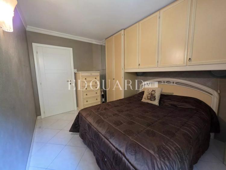 Sur la commune de Menton, en exclusivité trois pièces à vendre avec grande terrasse et garage