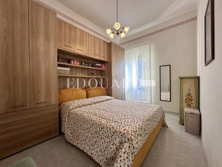 En exclusivité deux pièces avec terrasse et vue panoramique, au cœur du splendide quartier de Garavan