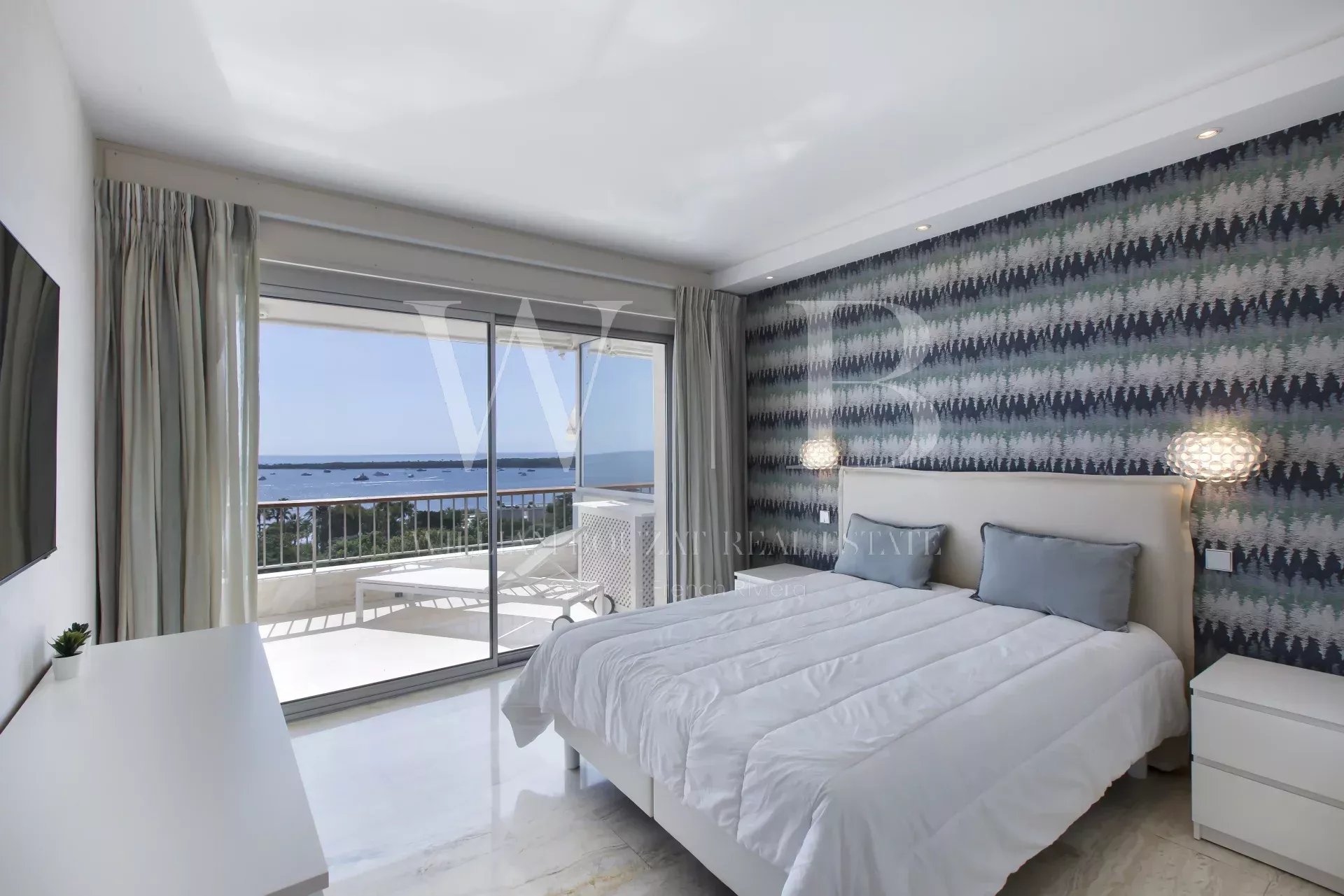 Cannes, la Californie - 5 Pièces avec vue féérique sur la mer et la baie de Cannes - Prestigieuse résidence