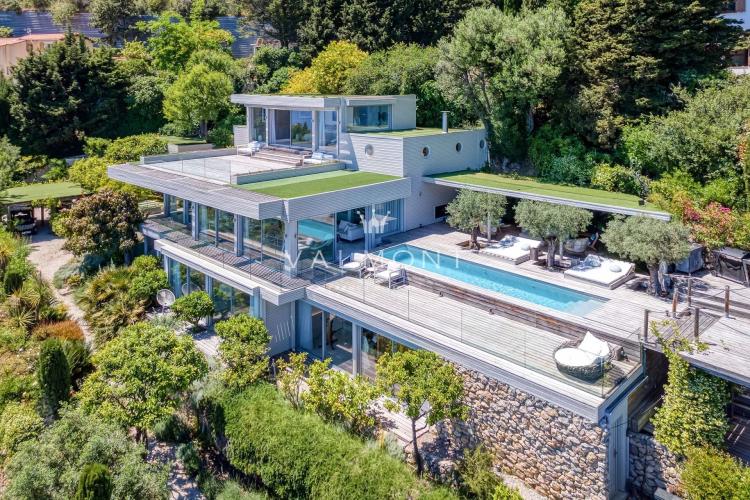 Propriété contemporaine proche de Monaco