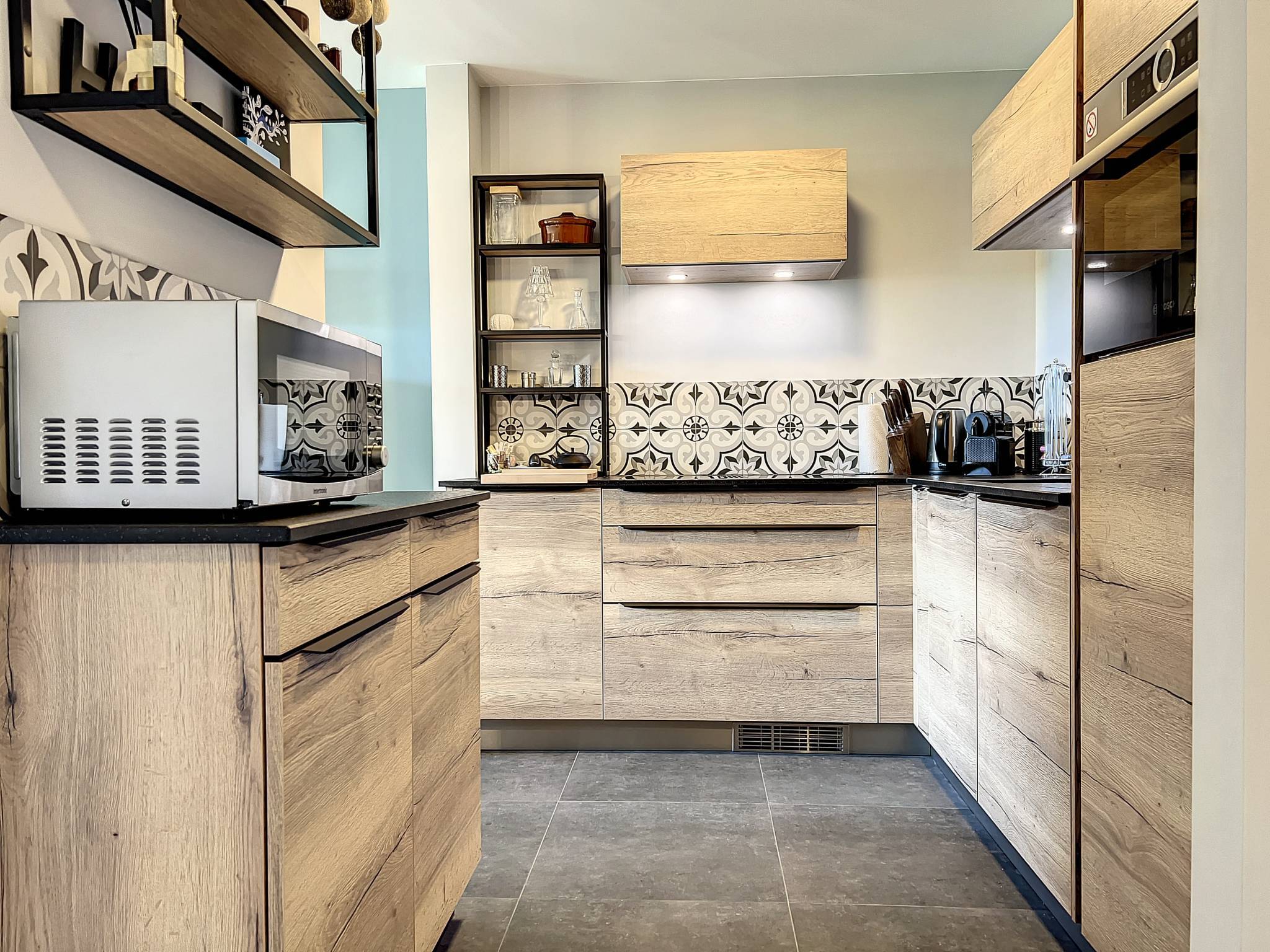 Magnifique appartement de 2.5 pièces refait à neuf avec belle vue