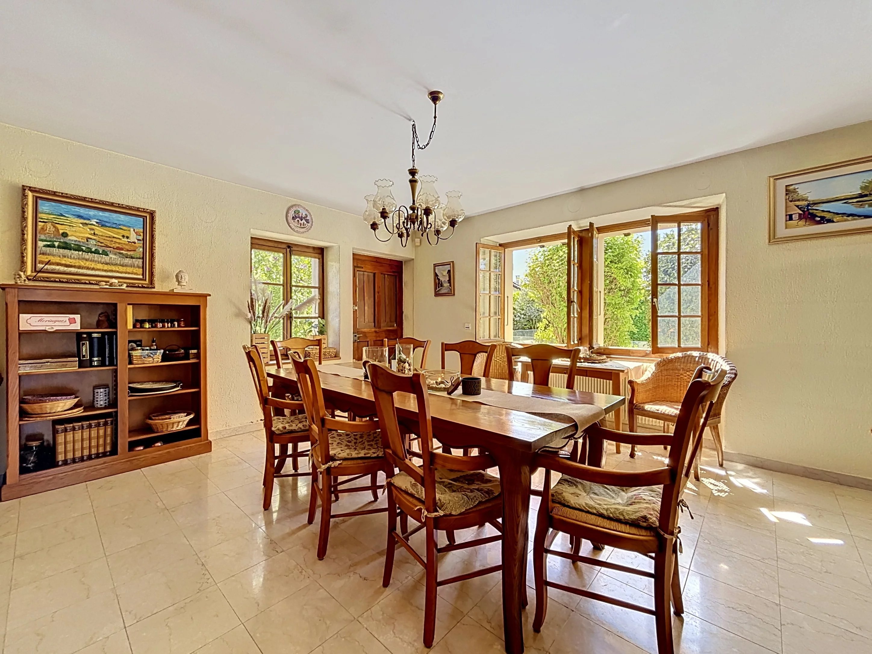 EXCLUSIVITÉ VALLEIRY Maison de caractère de 350 m²