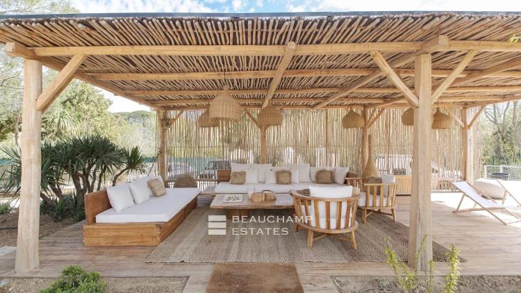 Villa bohème chic à deux pas de la plage des Canoubiers et du centre de Saint-Tropez