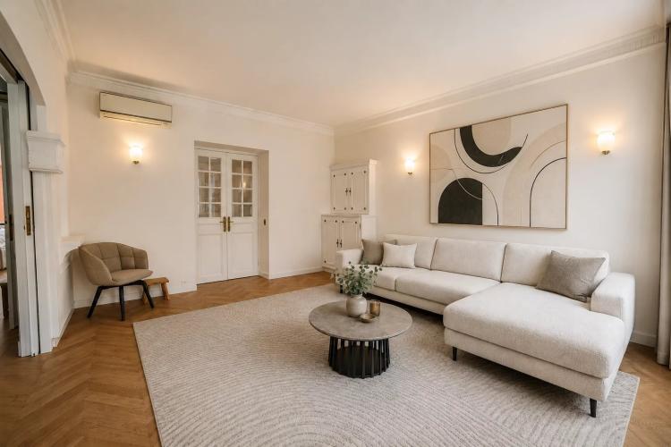 Appartement 4 Pièces à Vendre à Monaco – Immeuble Bourgeois à La Condamine.