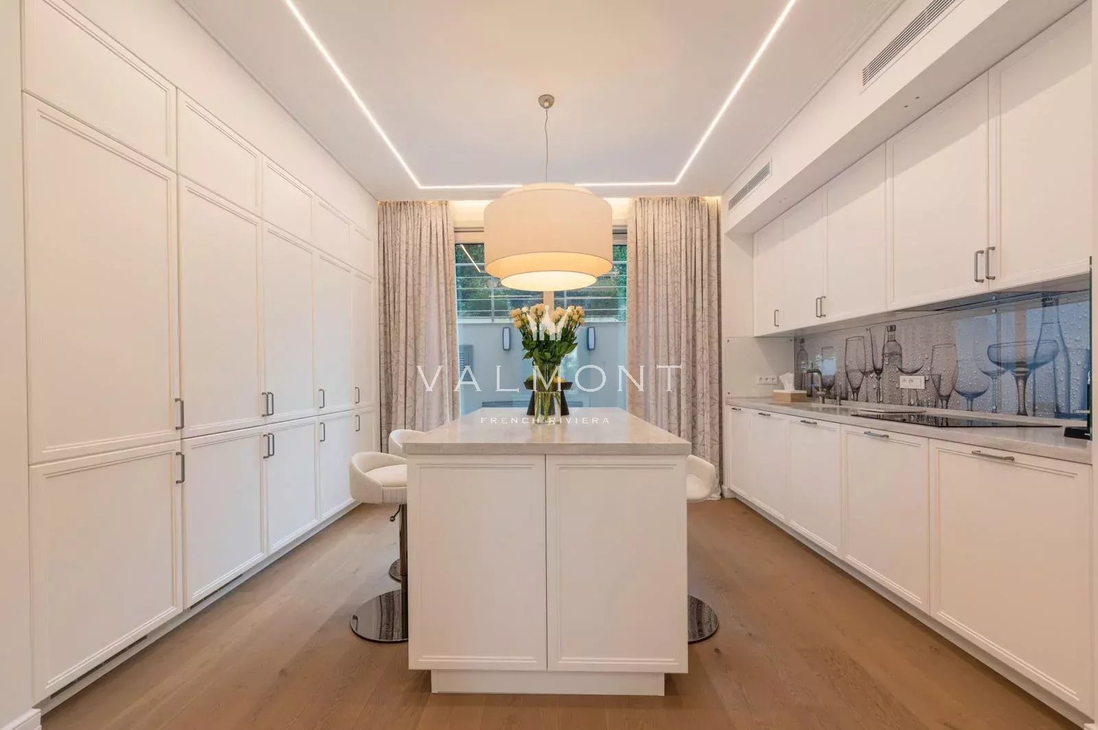 Villa moderne avec vue mer magnifique