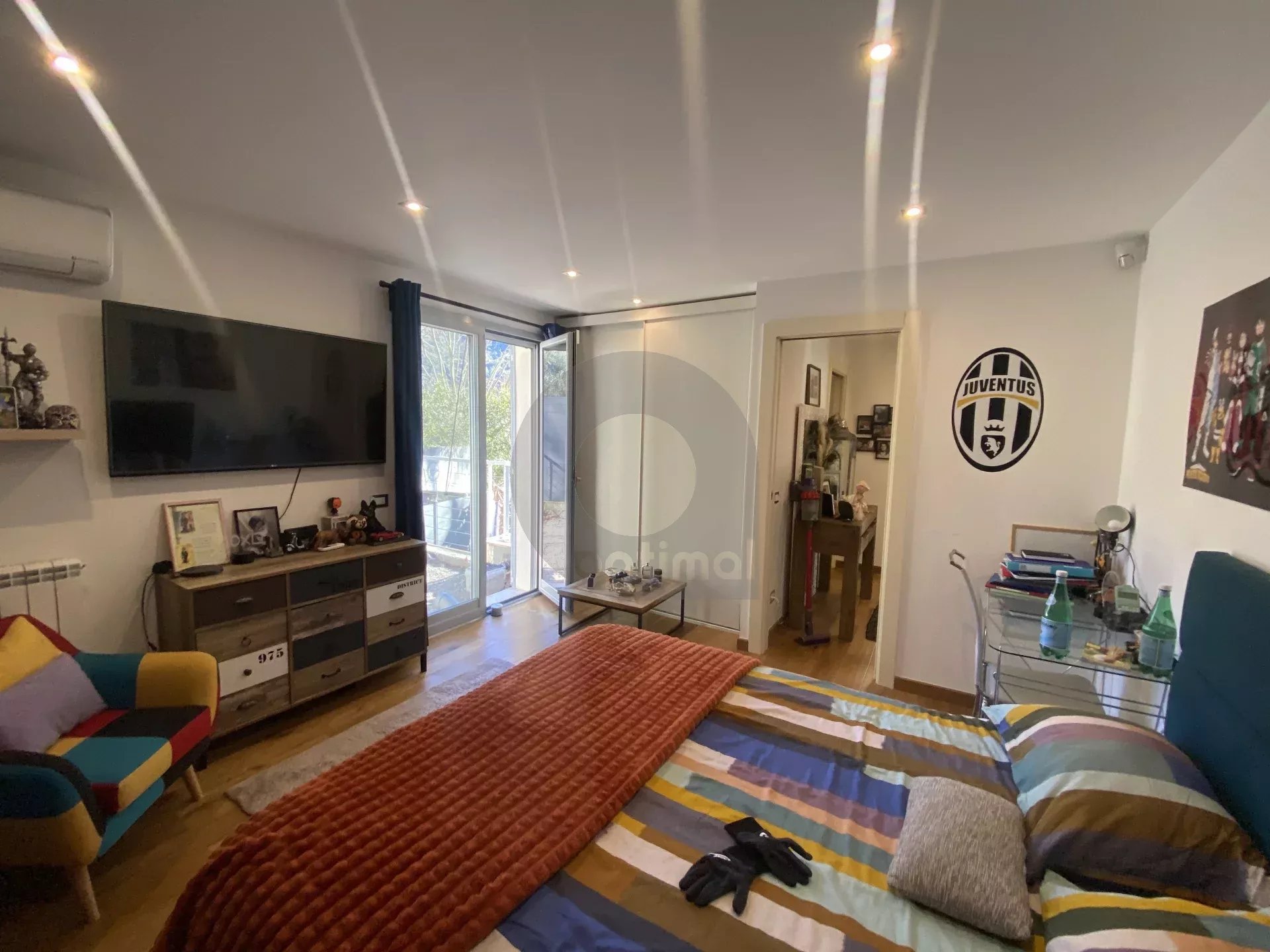 A VENDRE - BELLE MAISON AU CALME CADRE VERDOYANT