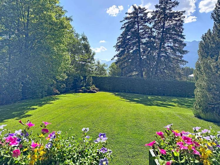Splendide chalet avec son mazot sur une magnifique parcelle