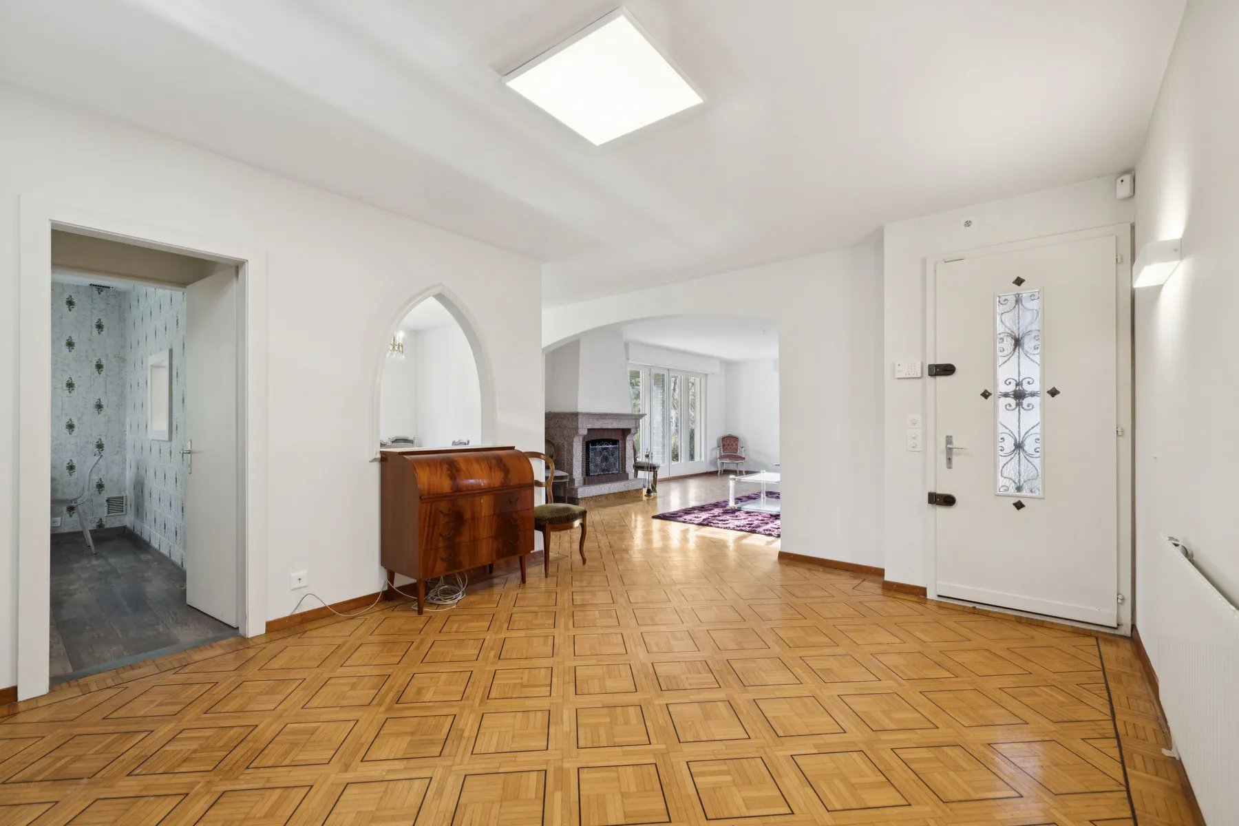 Spacieuse Villa Familiale De Plain Pied Avec Un Fort Potentiel
