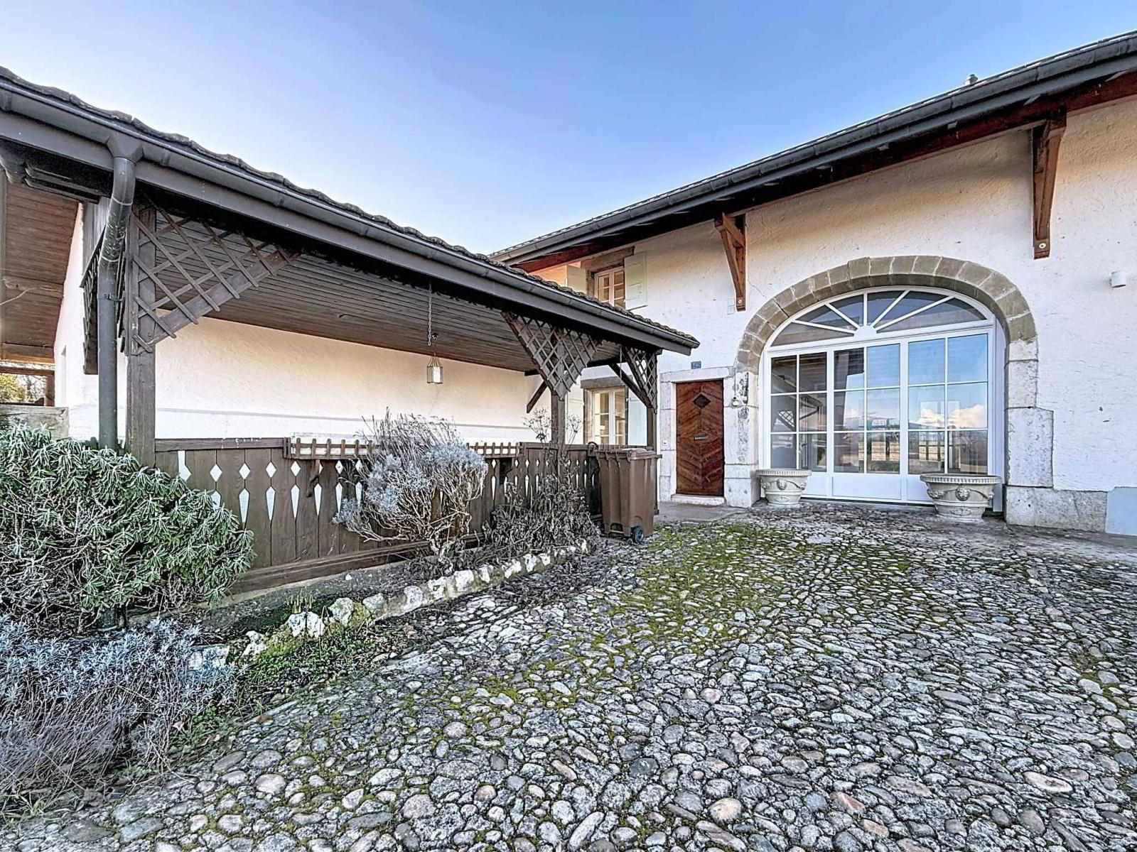 En EXCLUSIVITÉ ! Magnifique maison authentique au charme indéniable