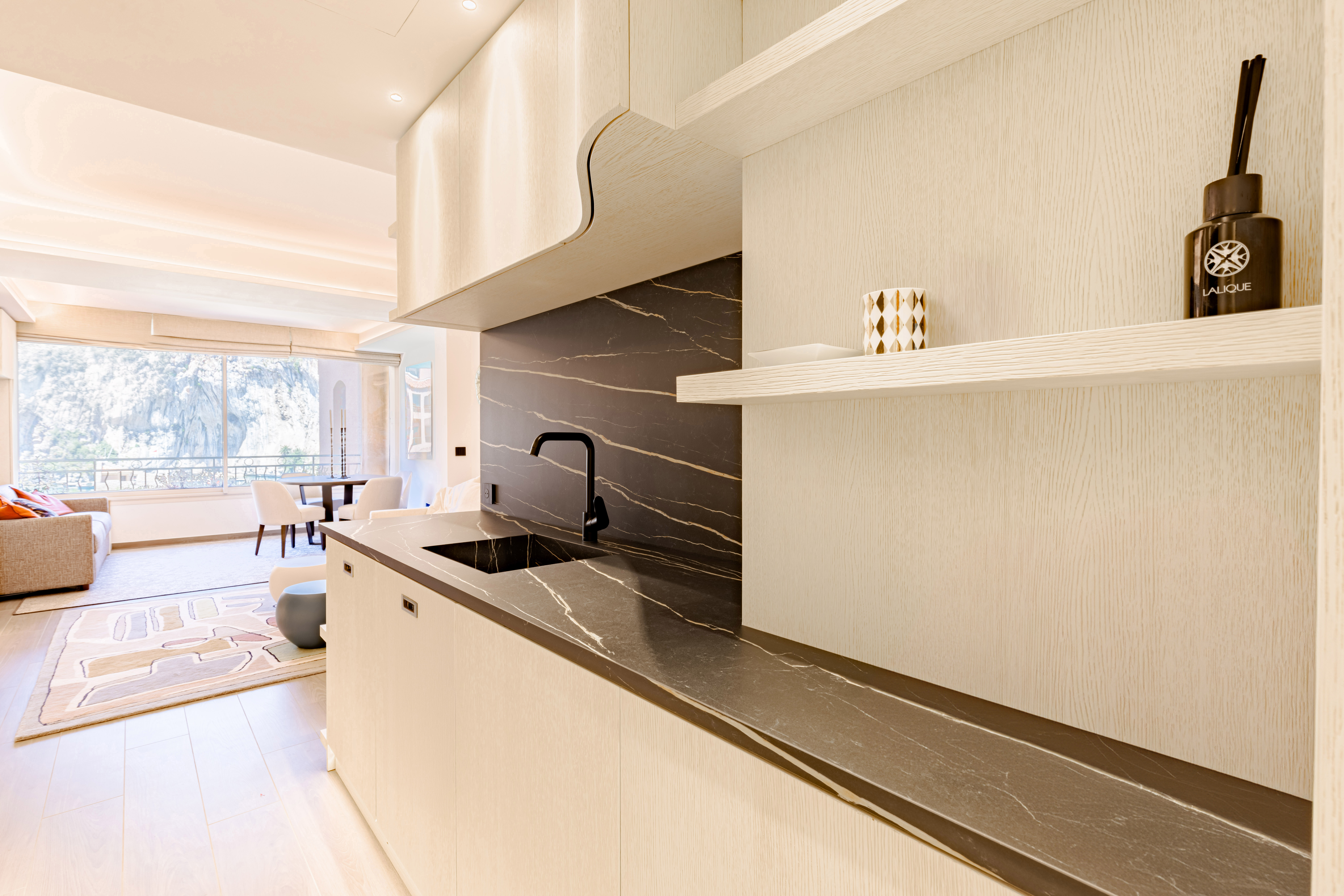 SOMPTUEUX 2 PIÈCES RENOVE & DÉCORÉ AVEC ÉLÉGANCE