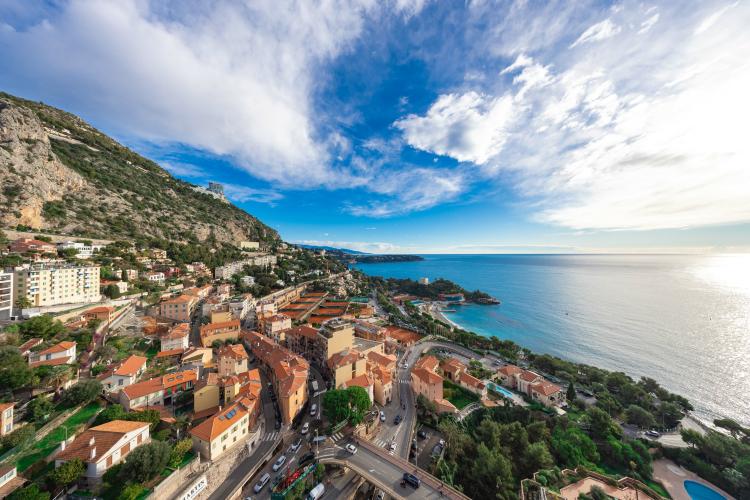 MAGNIFIQUE 2 PIECES VUE MER RENOVE